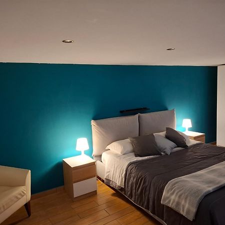 White Home Quartieri Spagnoli ナポリ エクステリア 写真