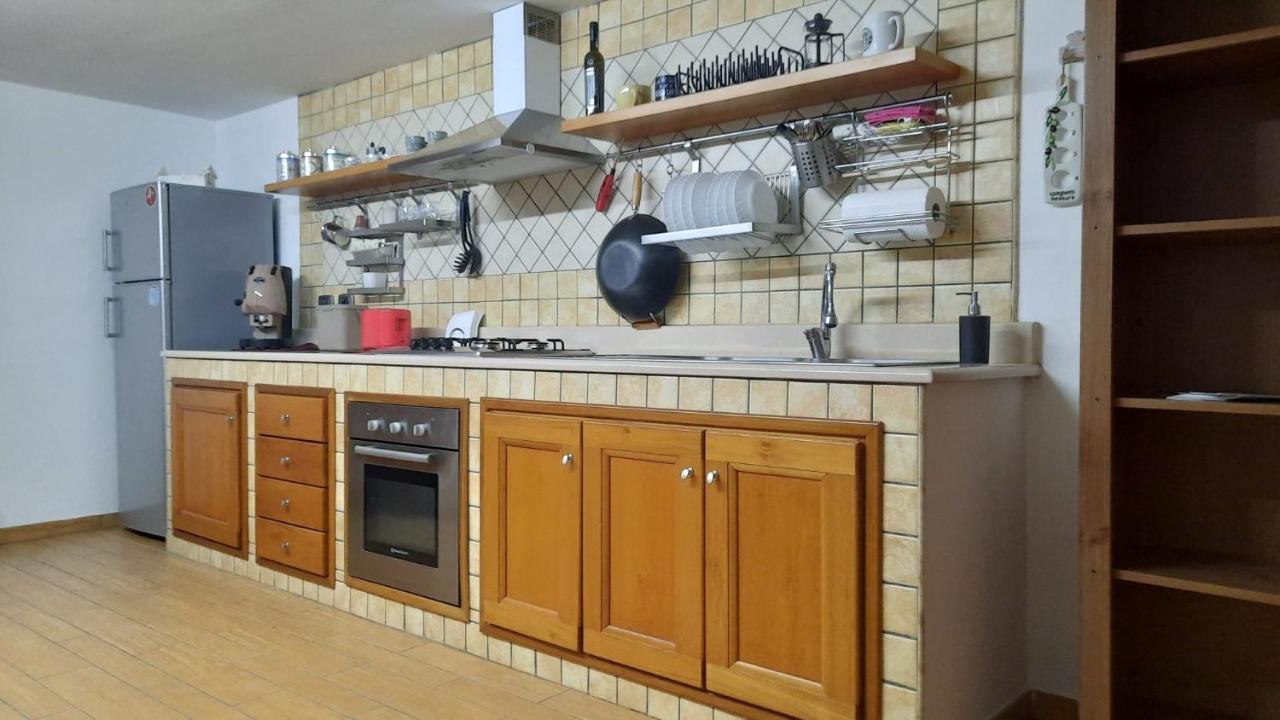 White Home Quartieri Spagnoli ナポリ エクステリア 写真