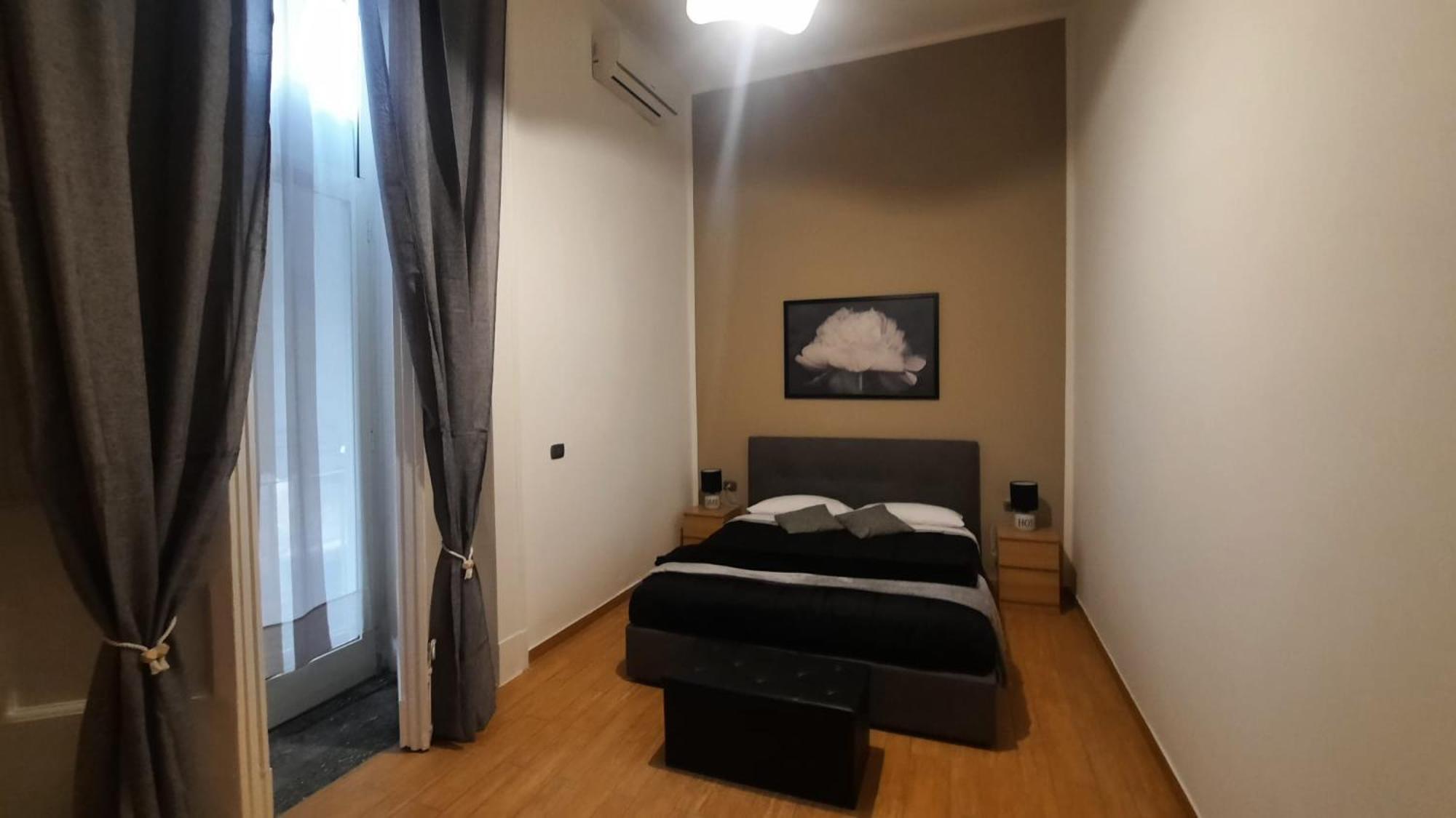 White Home Quartieri Spagnoli ナポリ エクステリア 写真