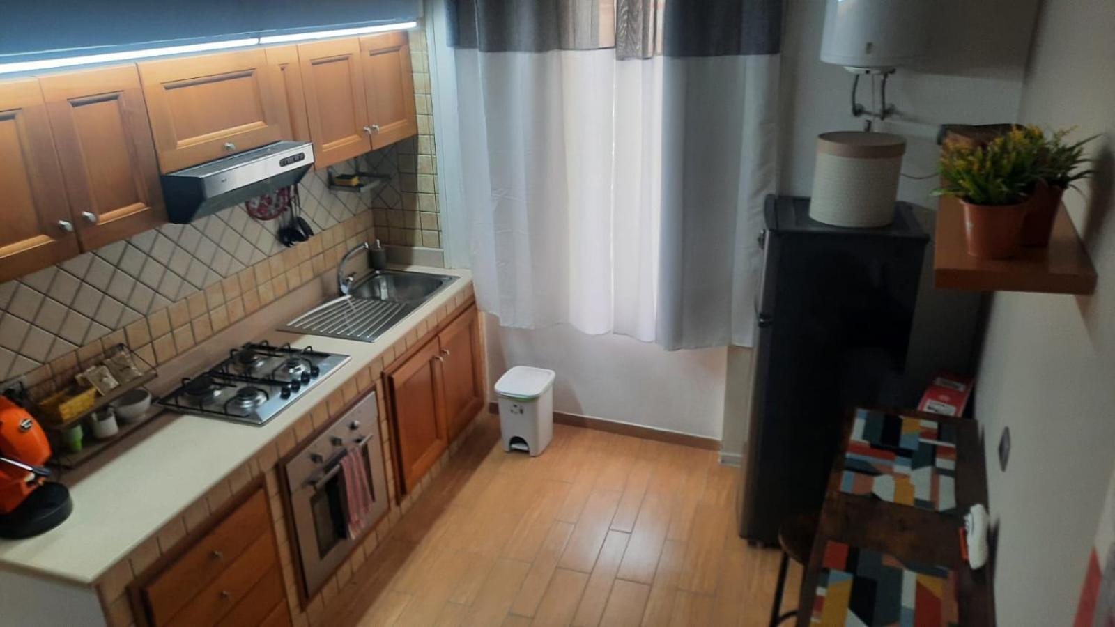 White Home Quartieri Spagnoli ナポリ エクステリア 写真