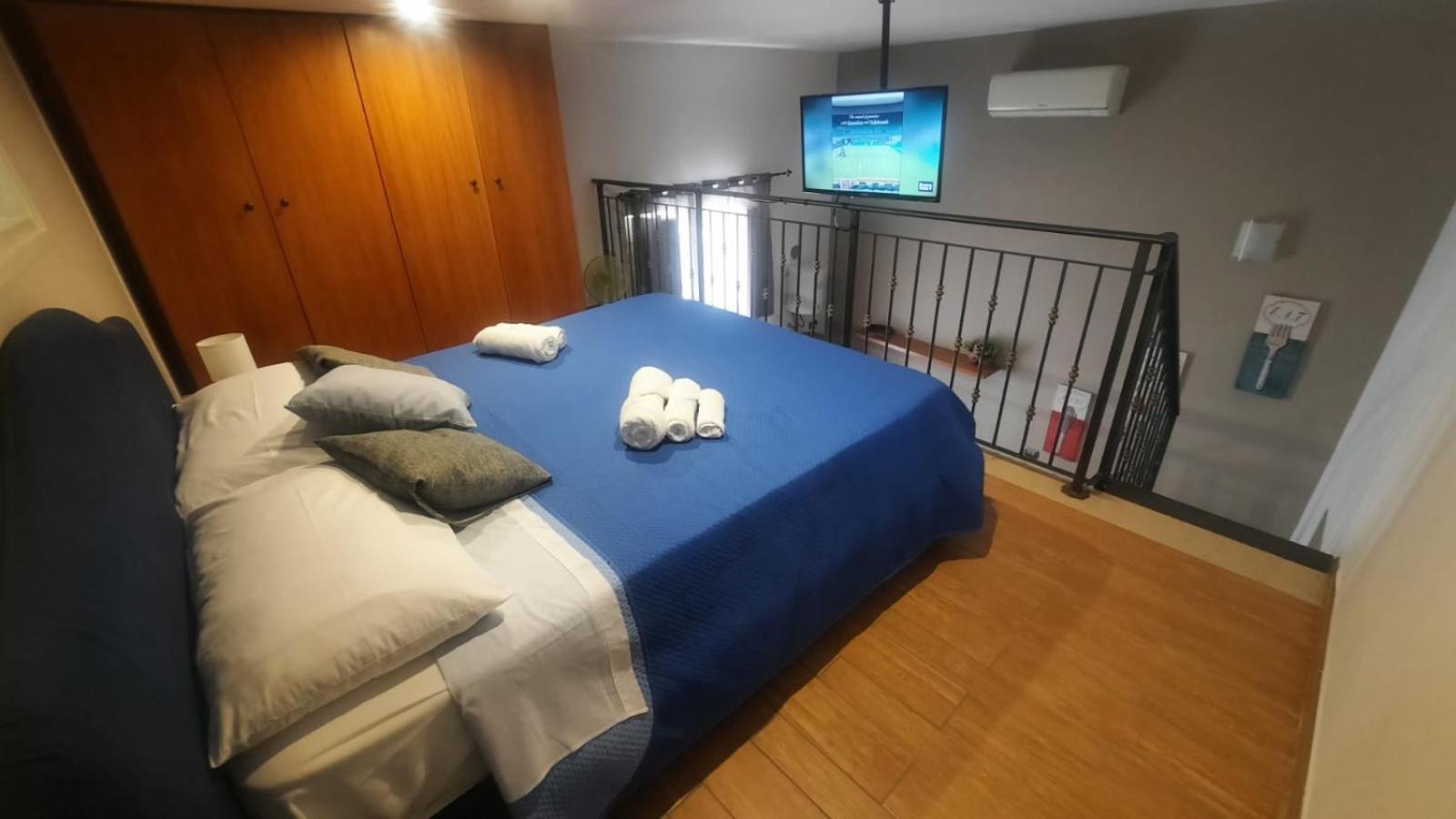 White Home Quartieri Spagnoli ナポリ エクステリア 写真